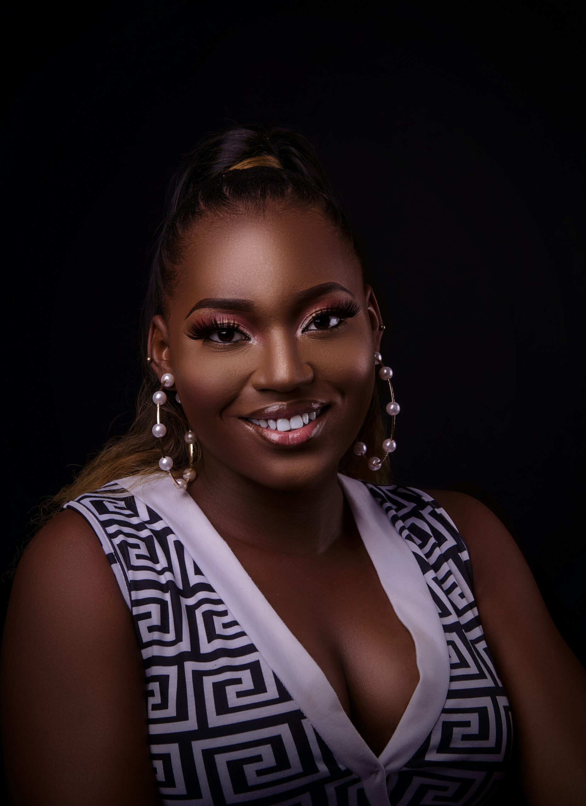 divine-effiong-Mn_-cbRkiNw-unsplash